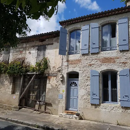 La Maison De Simon, Calme, Espace, Cadre De Vie Exeptionnel Des 16 E Par N Par P Laparade